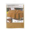 Beige Gartentischdecke auf einem Tisch