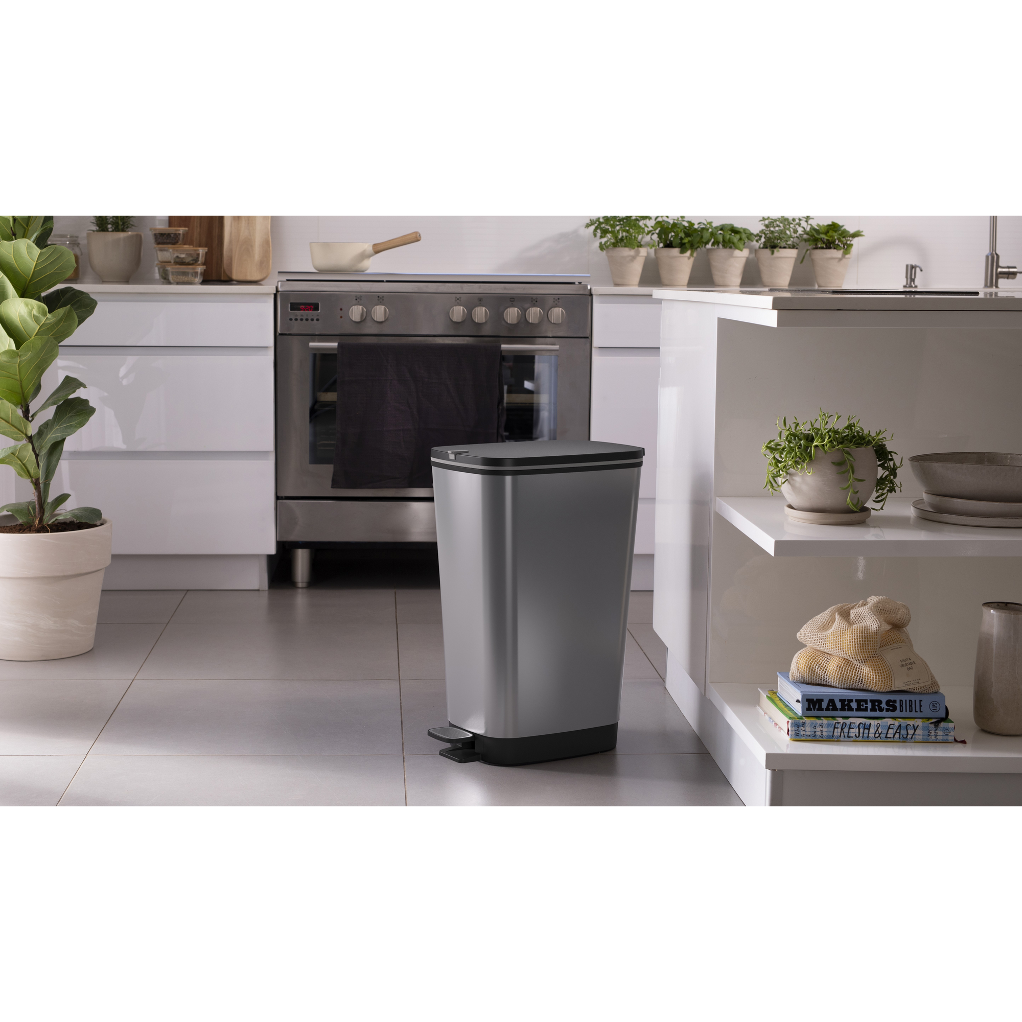 Tret-Abfalleimer 'Chic Bin Style L' Kunststoff silber matt 45 l + product picture