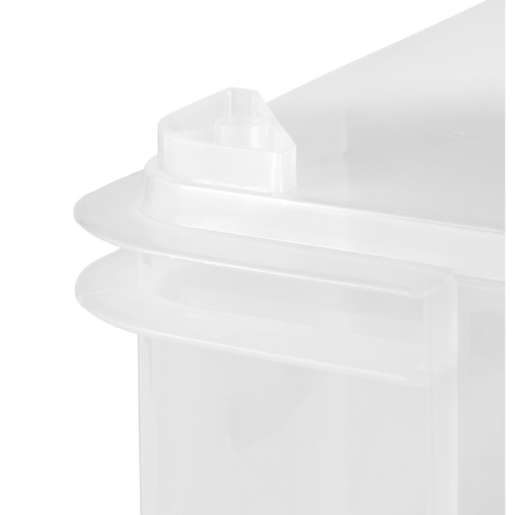 Ecke einer transparenten Eurobox