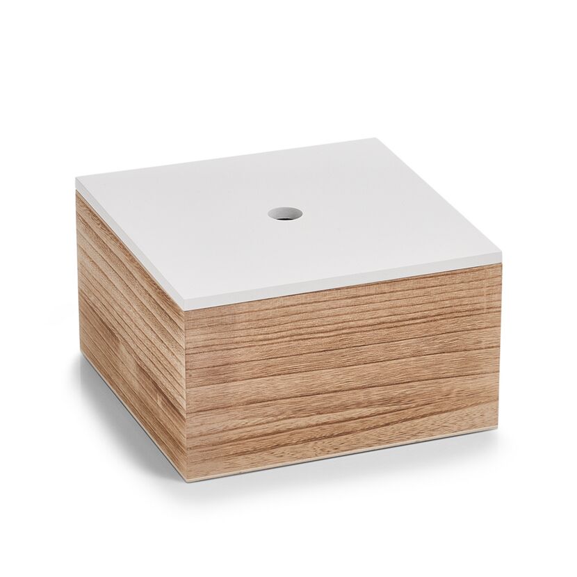 Holzkiste mit weißem Deckel