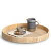 Rundes Tablett aus Bambus mit Tasse und Krug