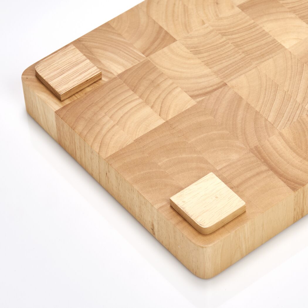 Holzhackblock mit Gummifüßen