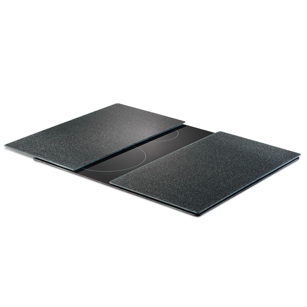 Schwarze Herdabdeckung aus Glas