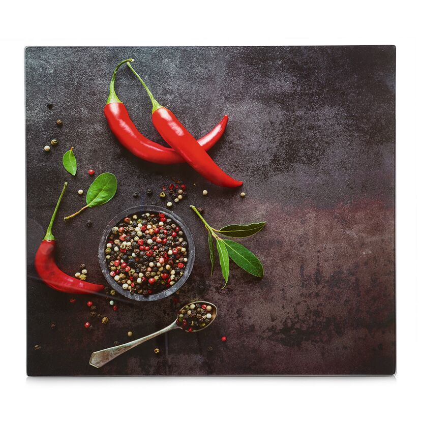 Chilischoten, Pfefferkörner und Lorbeerblätter