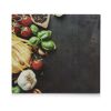 Nudeln, Tomaten, Basilikum und Knoblauch