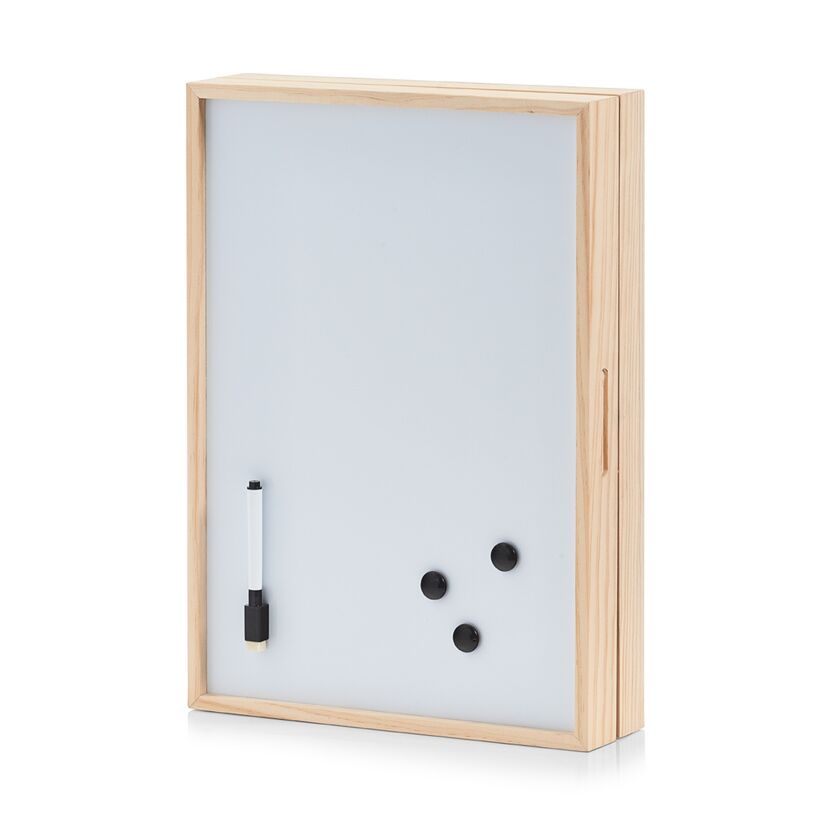 Weiße Memotafel mit Holzrahmen, Whiteboardmarker und Magneten
