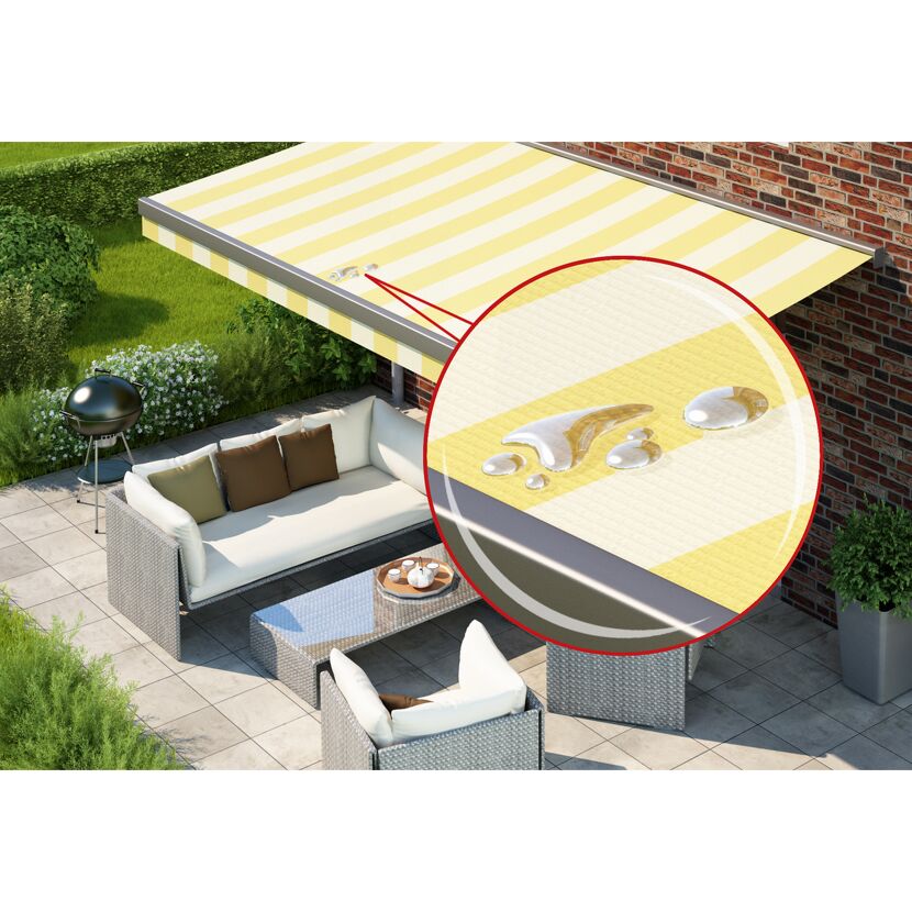 Gelb-weiß gestreifte Markise mit wasserabperlendem Effekt