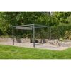 Pergola mit Sonnenschutz im Garten