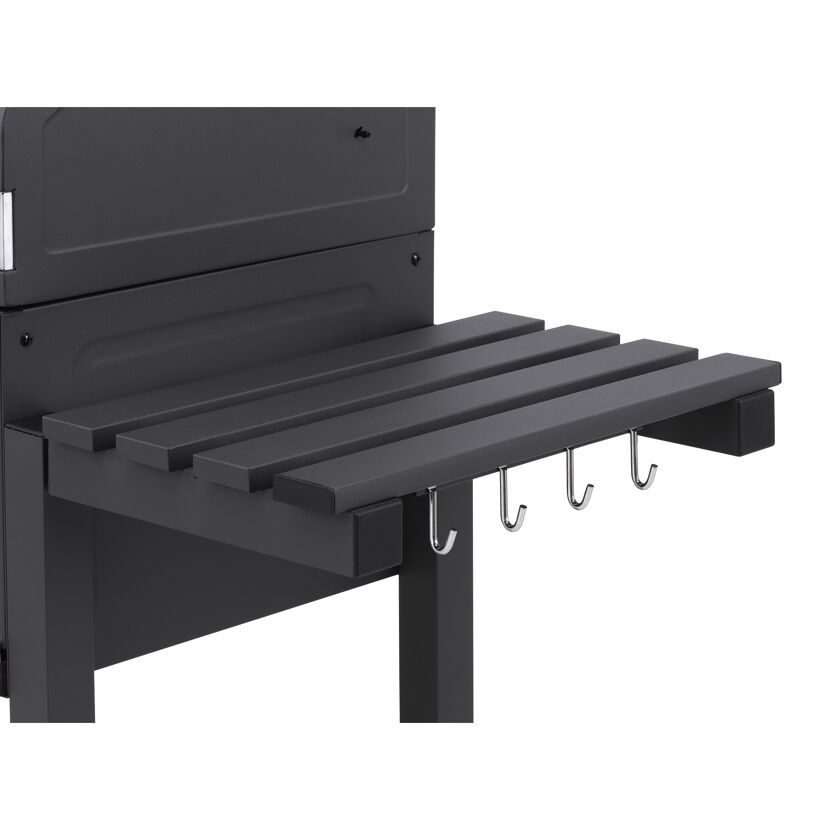 Seitenablage des Toronto XXL Holzkohlegrills mit drei Haken