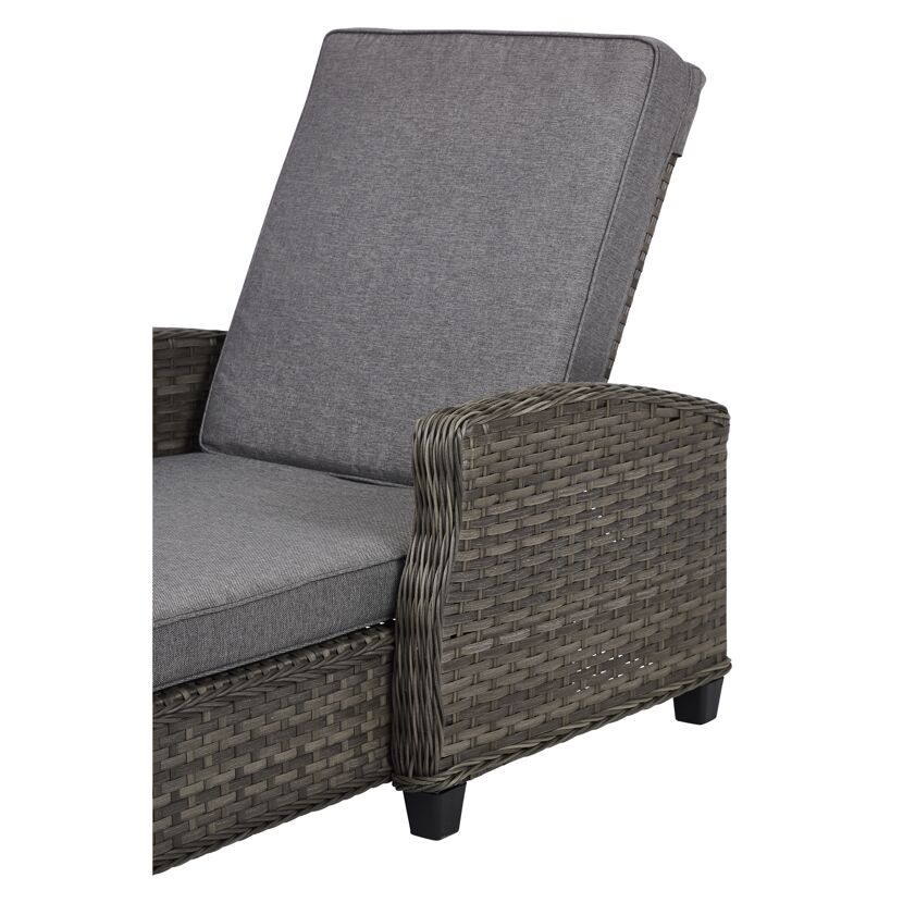 Rattanliege Delia mit grauem Polster