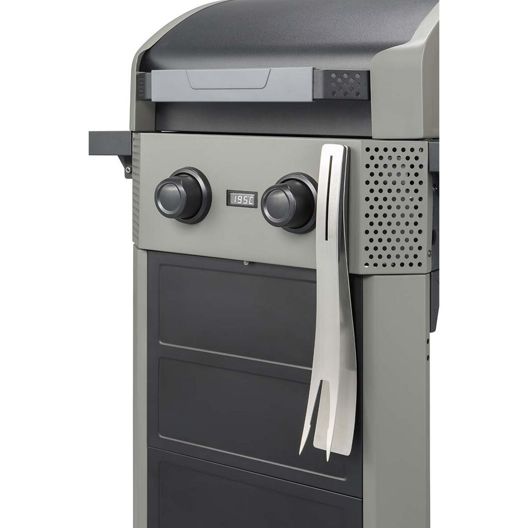 Gasgrill mit Grillzange, Detailansicht