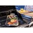 Lachs, Spargel und Zitrone auf einer Grillpfanne