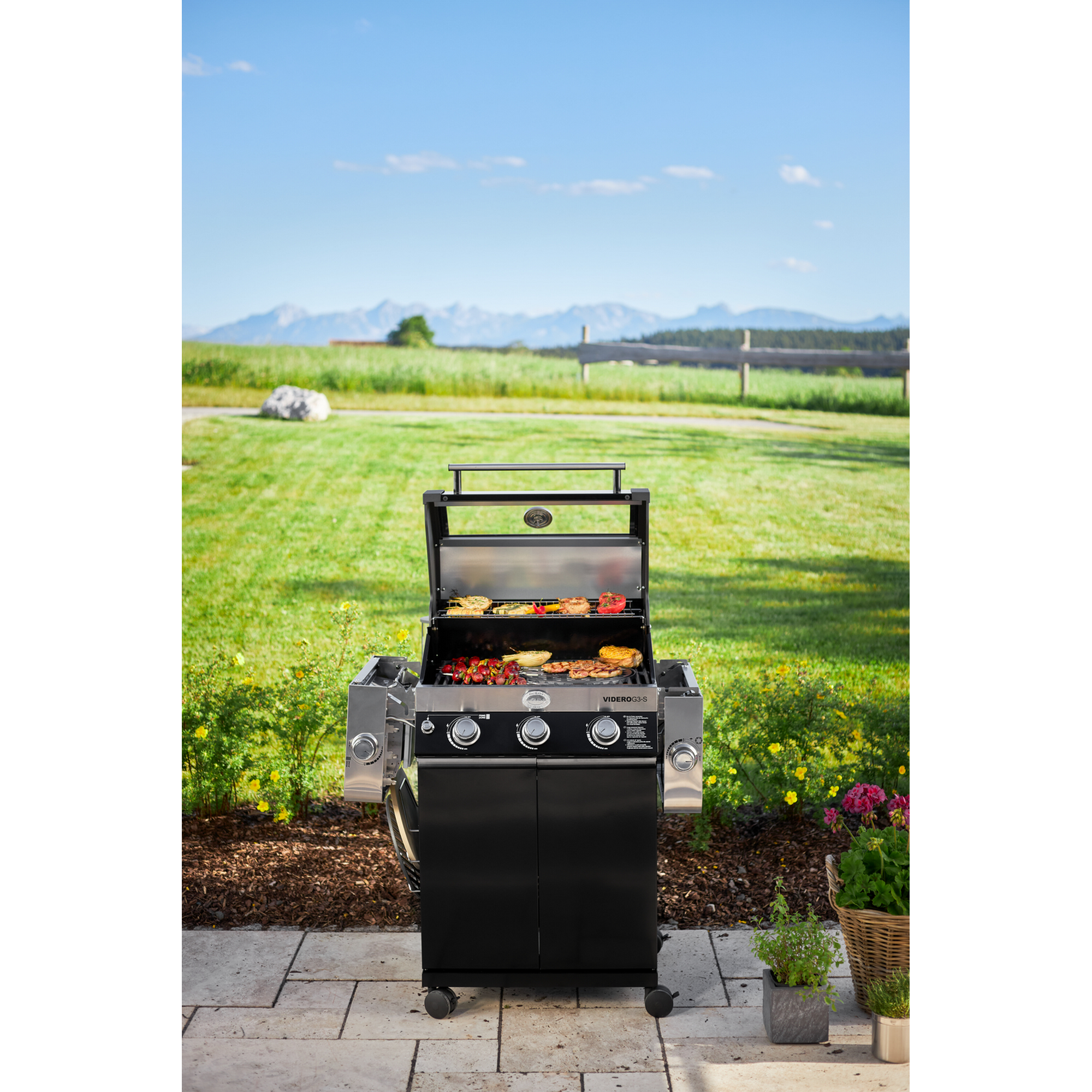 Gasgrill 'BBQ-Station Videro G3-S Vario+' schwarz + product picture