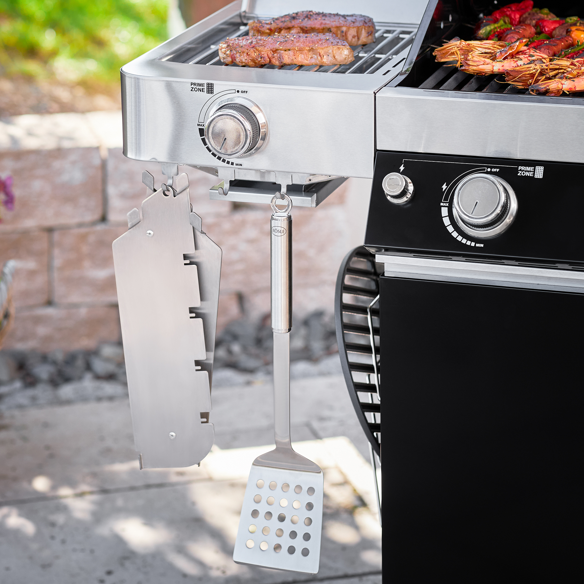 Gasgrill 'BBQ-Station Videro G4-S Vario+' schwarz + product picture