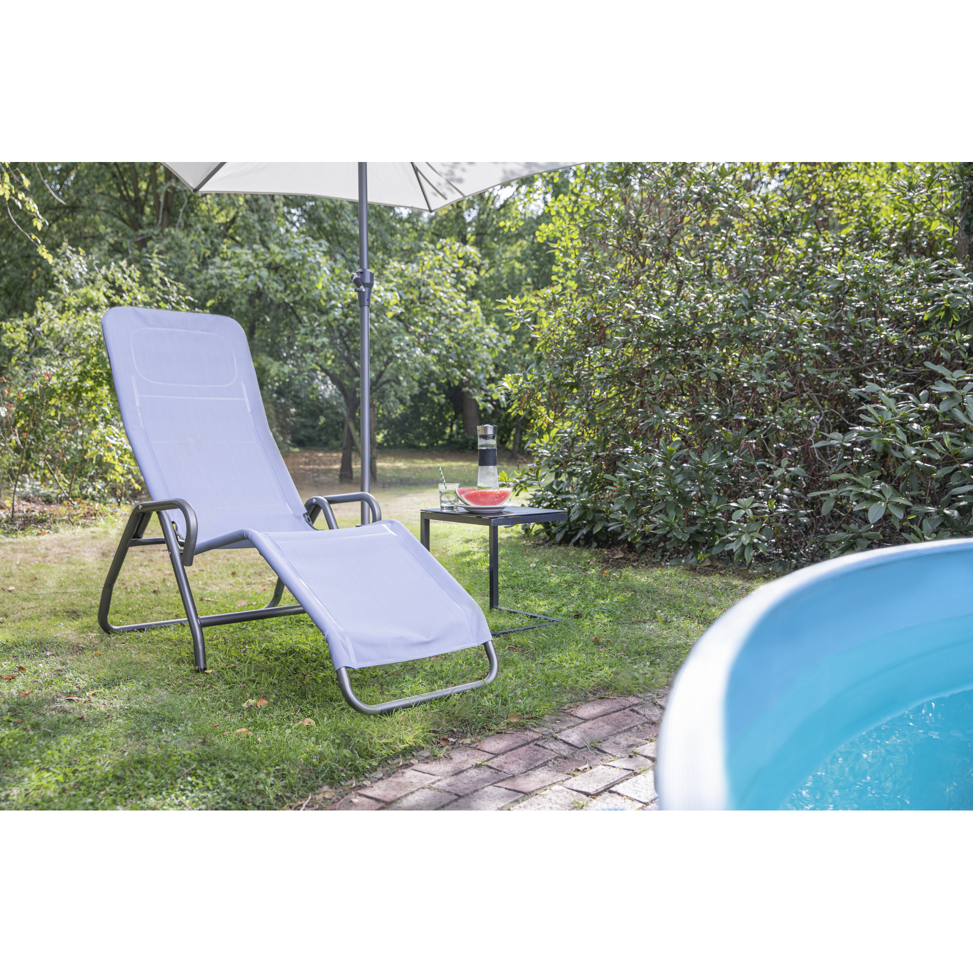 Sonnenliege 'Bito' blau 139 x 72 x 118 cm