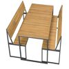 Holztisch mit zwei Bänken, von oben
