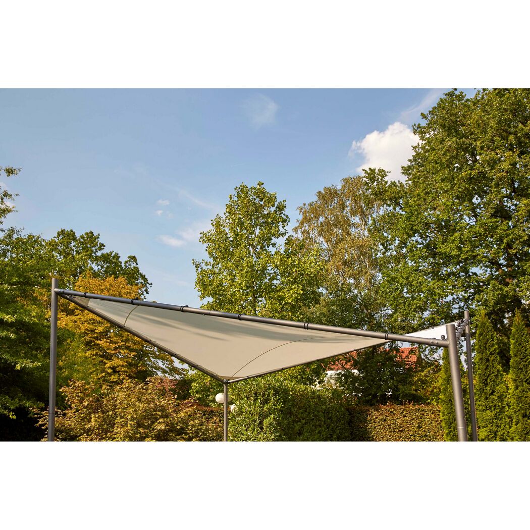Pavillon Berlino mit Sonnenschutz