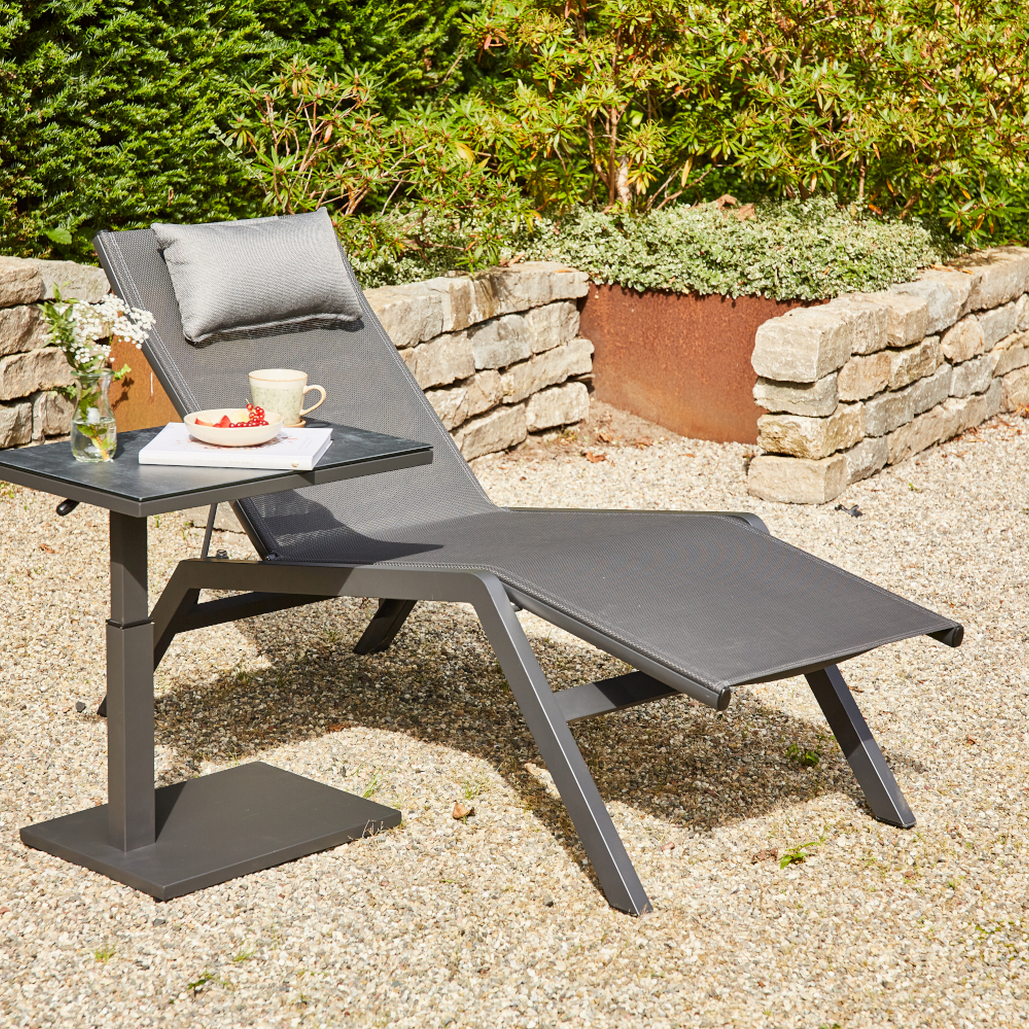 Sonnenliege 'Miami' anthrazit 155 x 65,5 x 105 cm