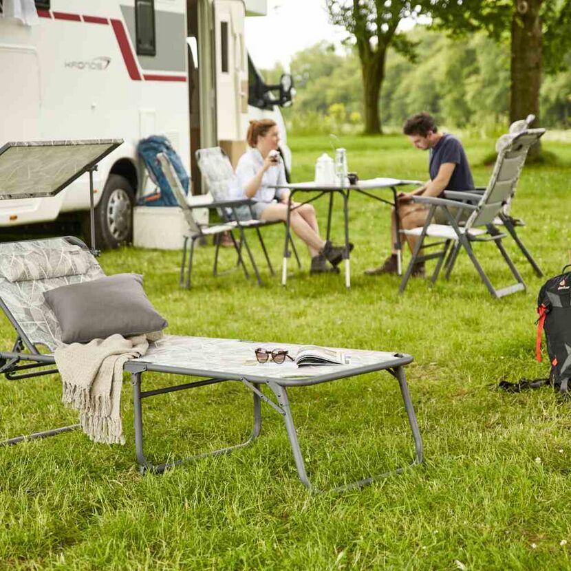Camping-Sonnenliege 'Natura' klappbar mit Sonnendach grau 69 x 43 x 200 cm