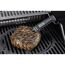 Steak auf dem Grill mit Grillthermometer