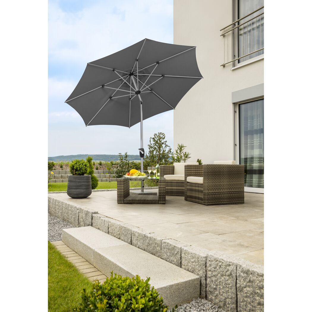 Grauer Ampelschirm Venedig Green Style 270/8 auf Terrasse