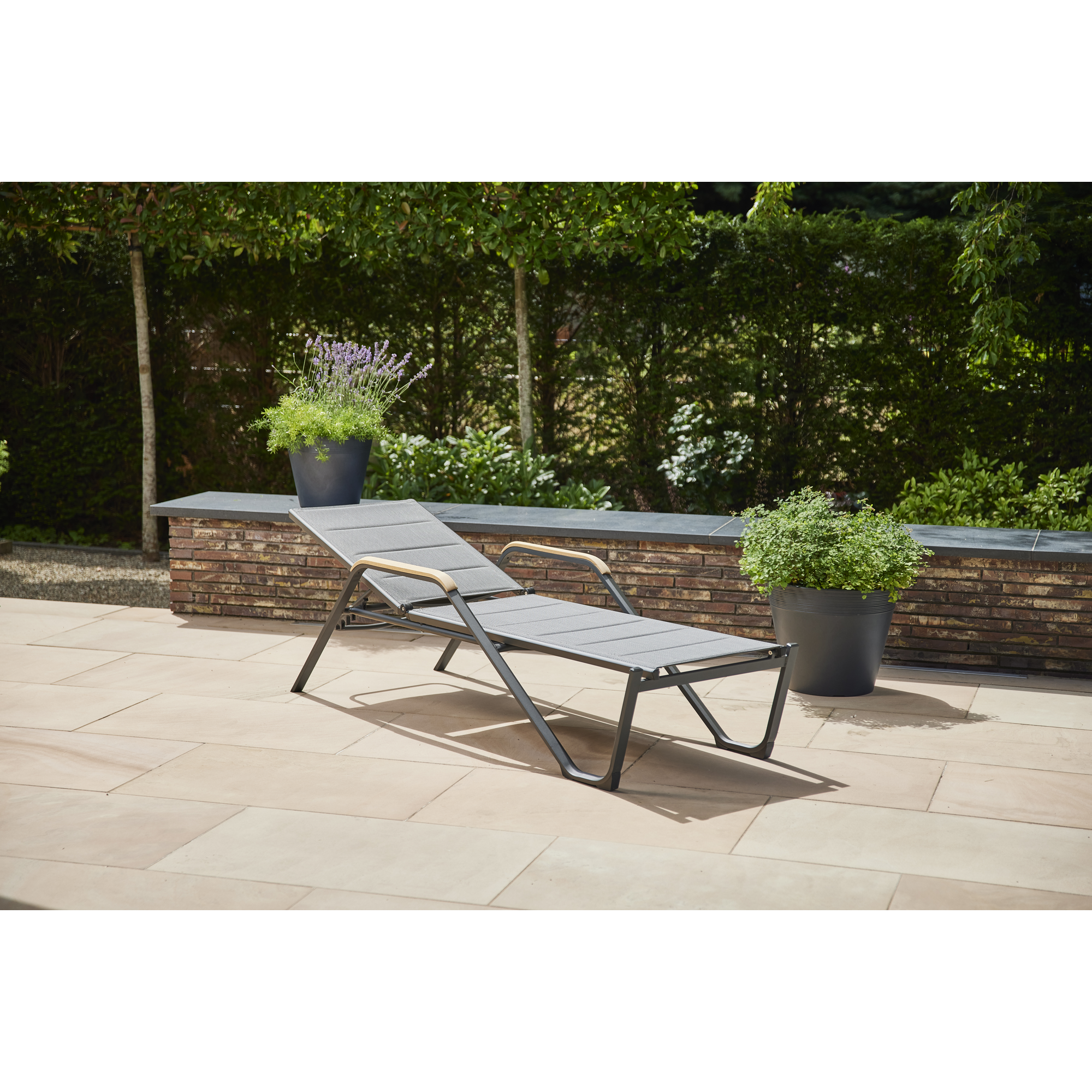 Sonnenliege 'Tesoro' anthrazit 69,5 x 108 x 195 cm