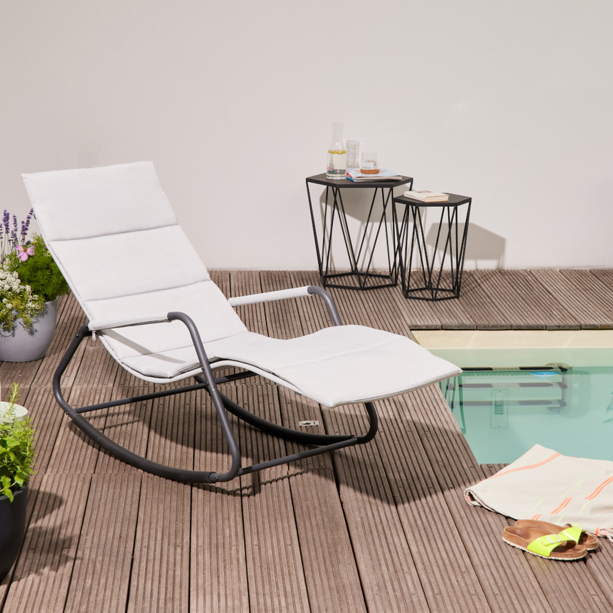 Schaukelliege 'Aliano' grau 57 x 84 x 143 cm