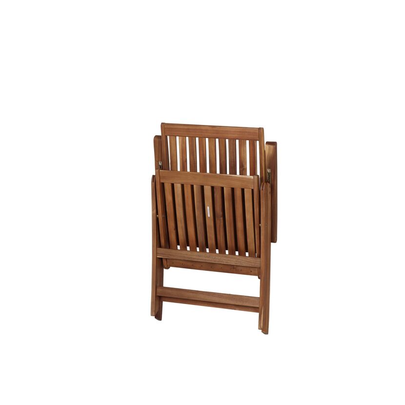 Zusammengeklappter Gartenstuhl aus Holz