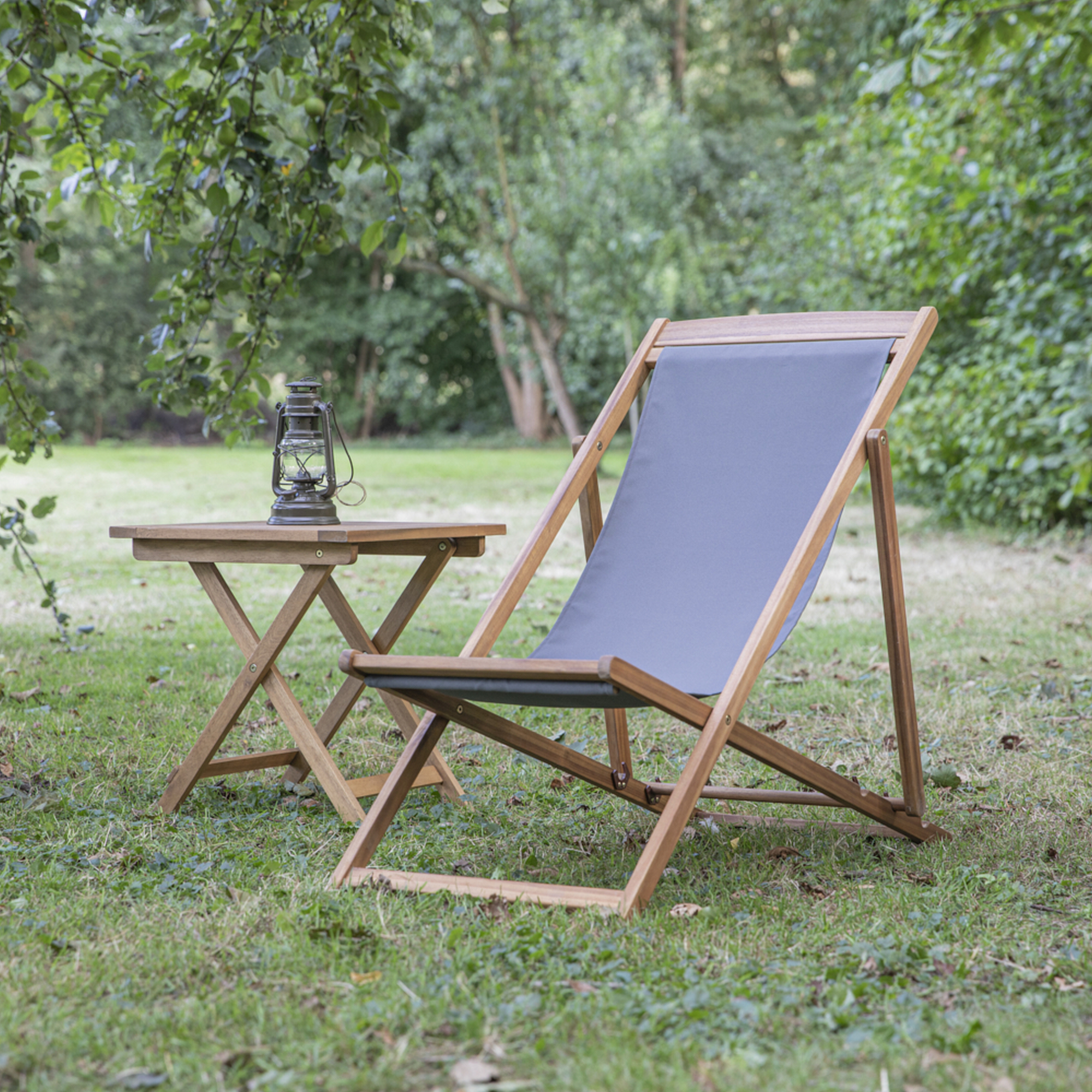 Liegestuhl 'Aviro' klappbar grau 98,5 x 98 x 57 cm