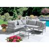 Graue Gartenmöbel Lounge mit Tisch