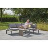 Gartenlounge mit einer Person
