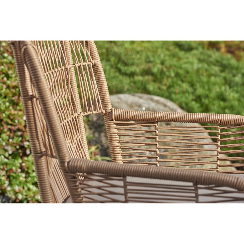 Detailansicht Gartenstuhl aus Polyrattan