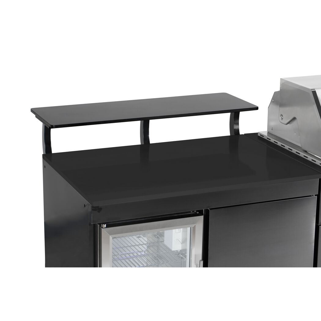 Outdoorküche mit Ablage und Kühlschrank