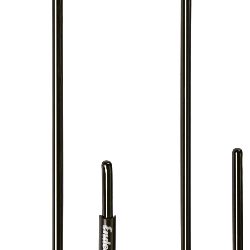 Zwei schwarze Enders Grill Mag Halter