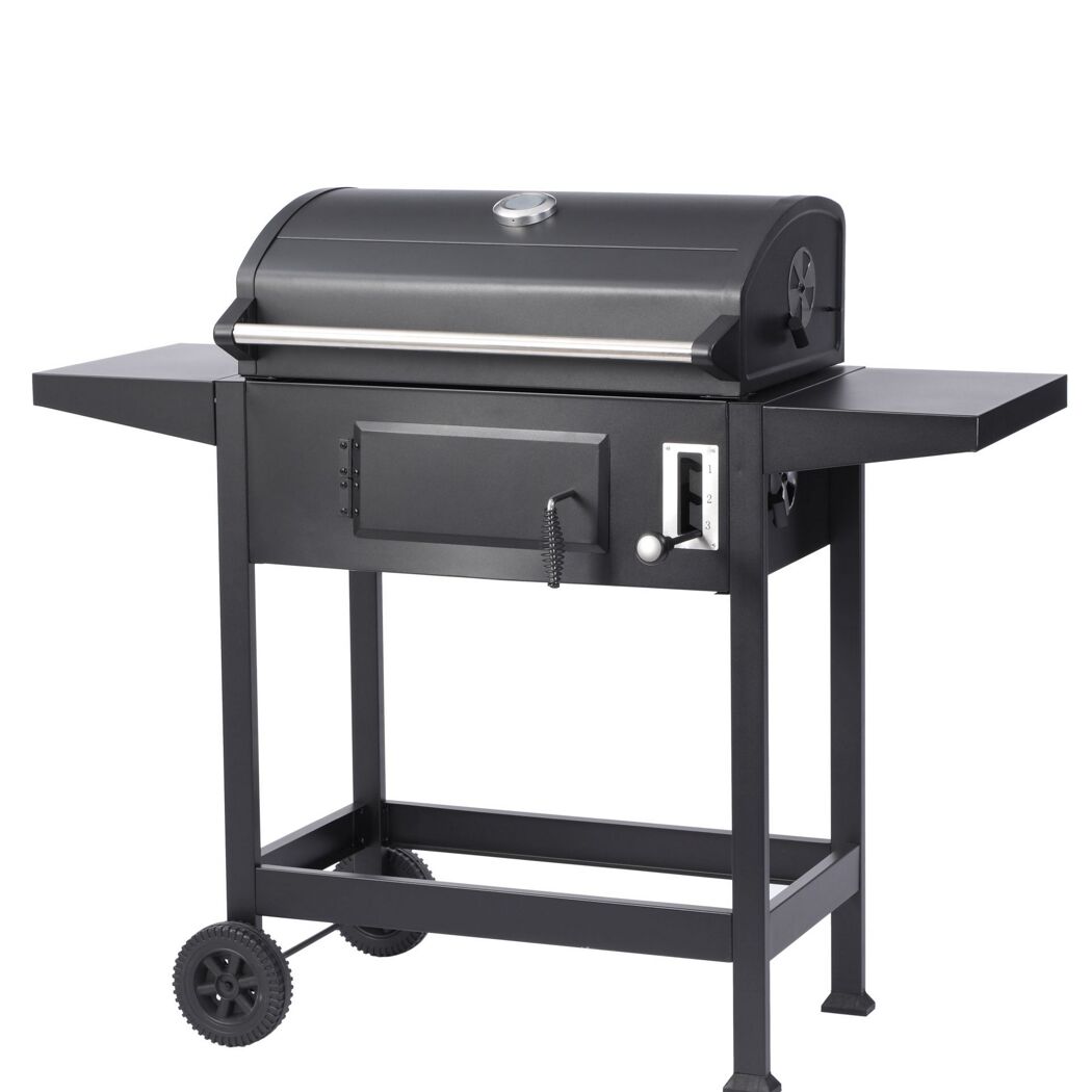 Schwarzer Holzkohlegrill mit Rädern