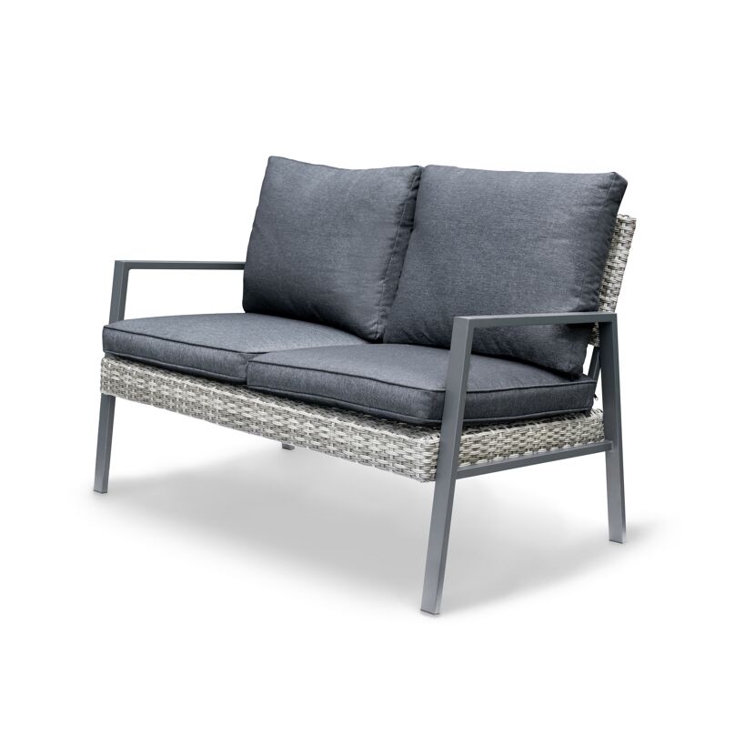 Zweisitzer Gartensofa mit grauen Kissen