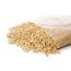 Holzpellets aus einem durchsichtigen Sack
