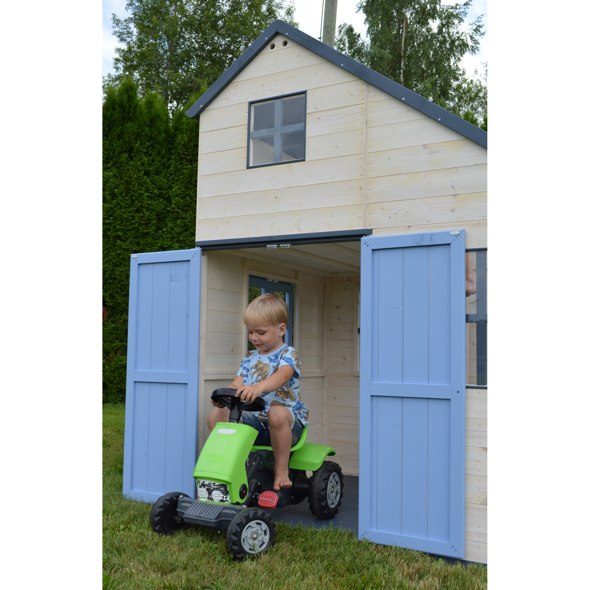 Holz-Spielhaus 'Wal' natur/blau 120 x 160 x 200 cm + product picture