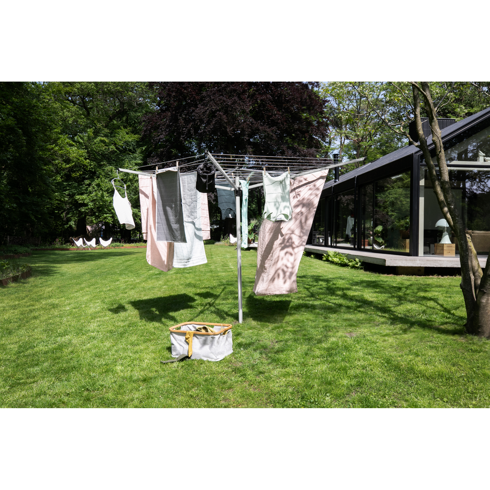 Wäschespinne 'Lift-O-Matic' 50 m mit Bodenanker und Schutzhülle + product picture