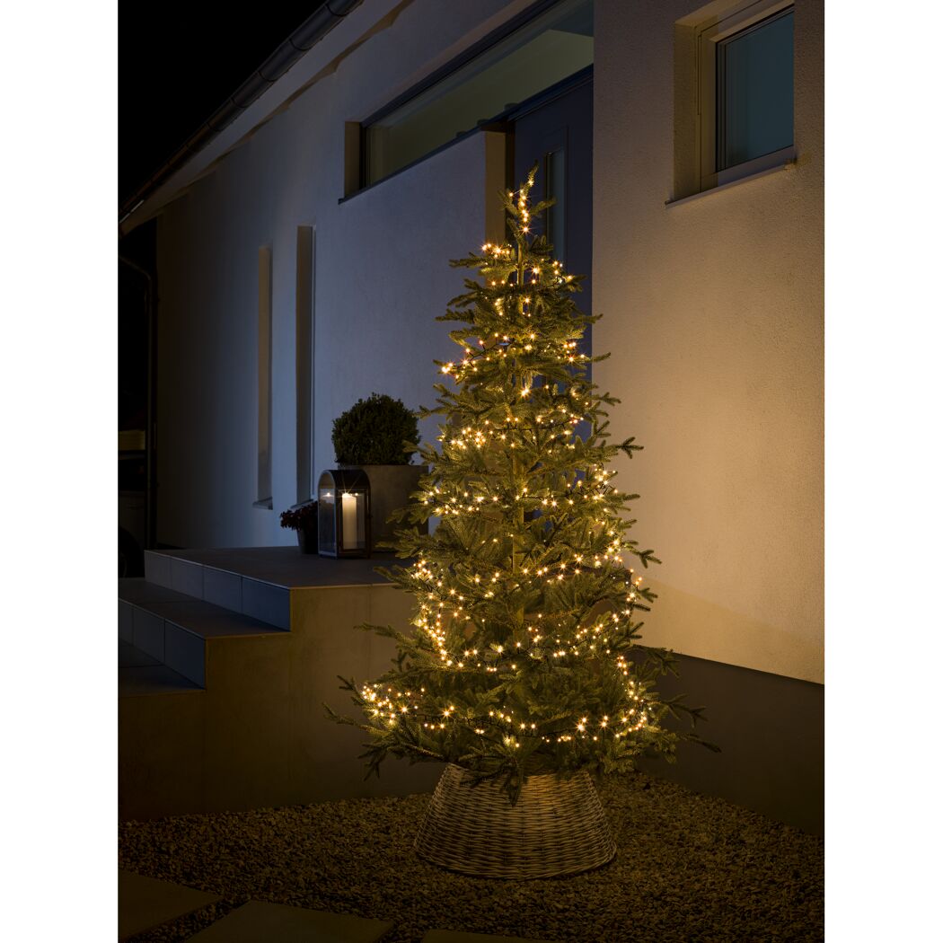 Beleuchteter Weihnachtsbaum mit LED Compactlights