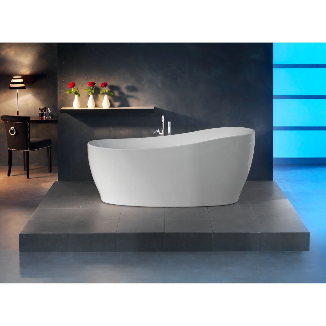 Freistehende weiße Badewanne Aviva