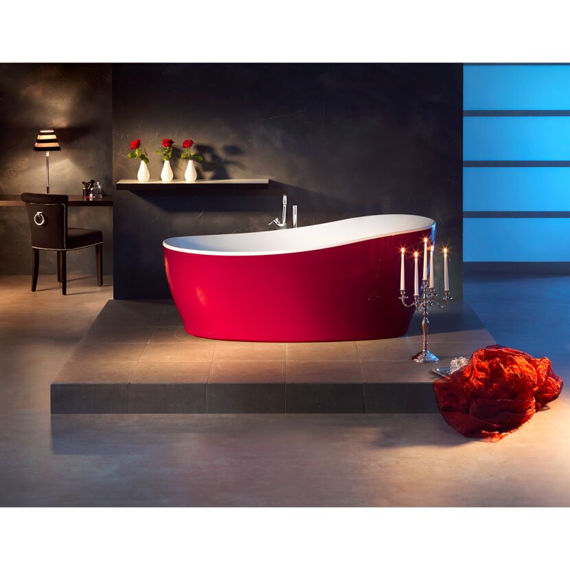 Freistehende rote Badewanne Aviva
