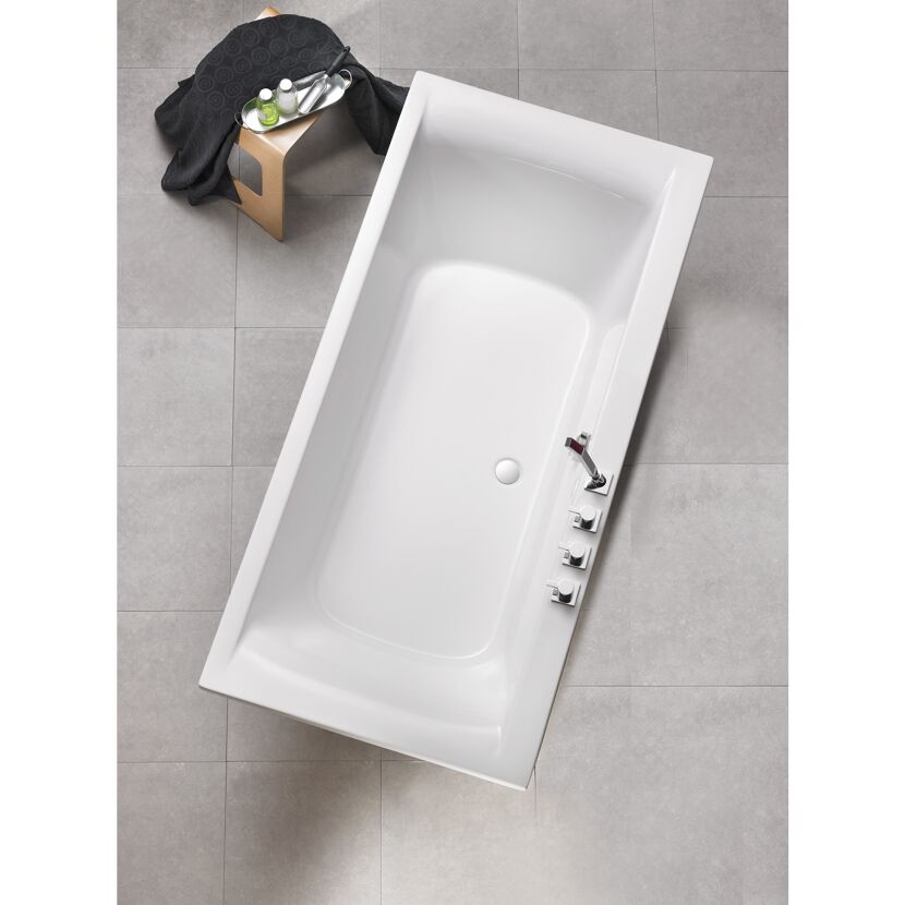 Weiße Badewanne Rosa, Aufsicht