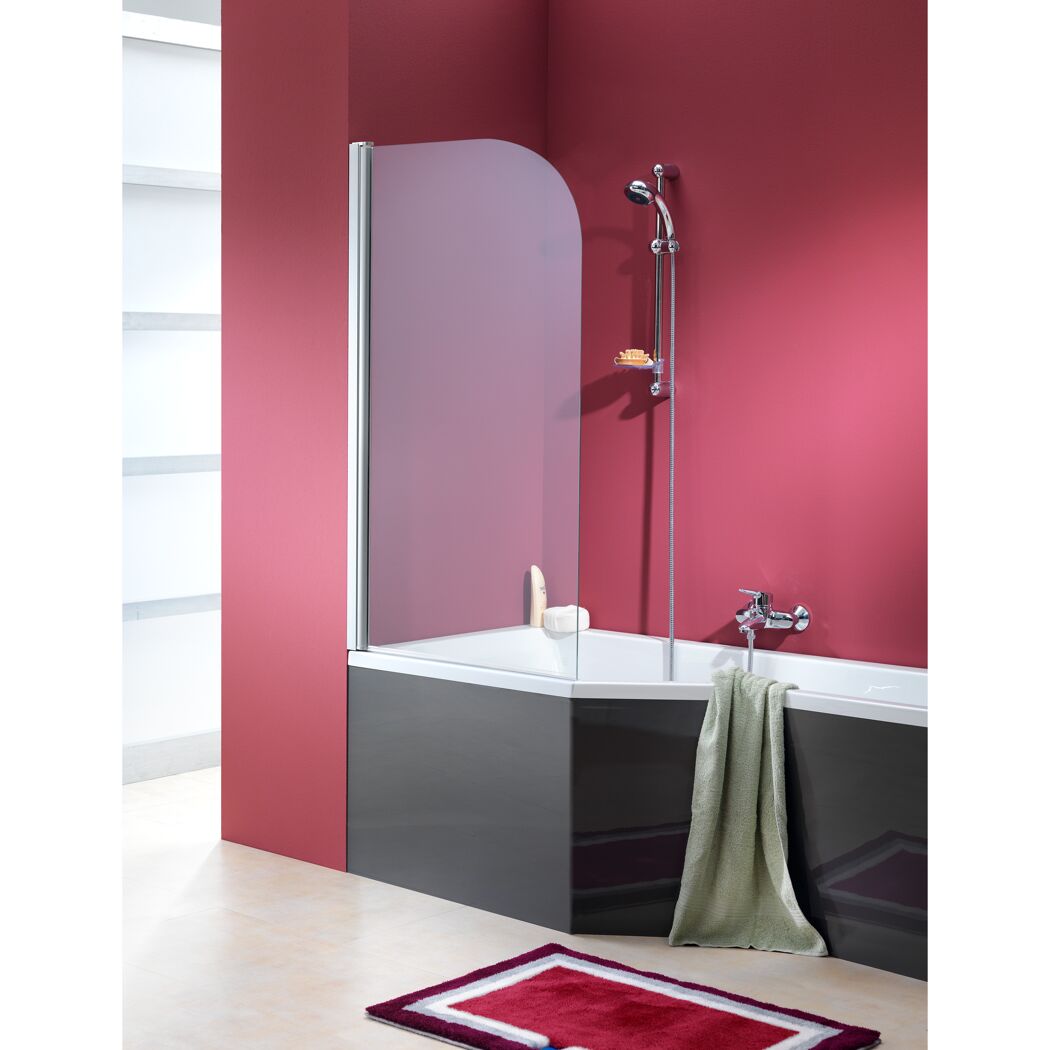 Badewanne mit Duschabtrennung