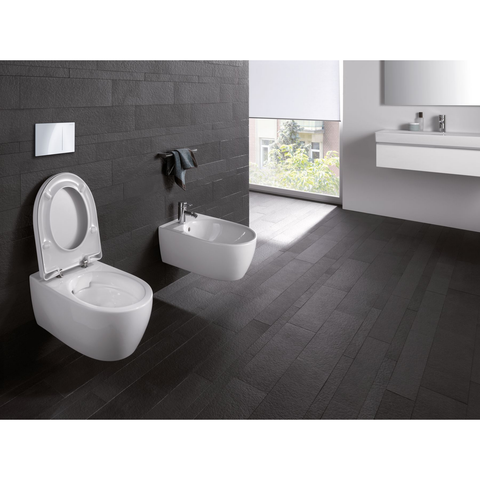 Wand-WC 'Icon' weiß spülrandlos 33 x 35,5 x 53 cm