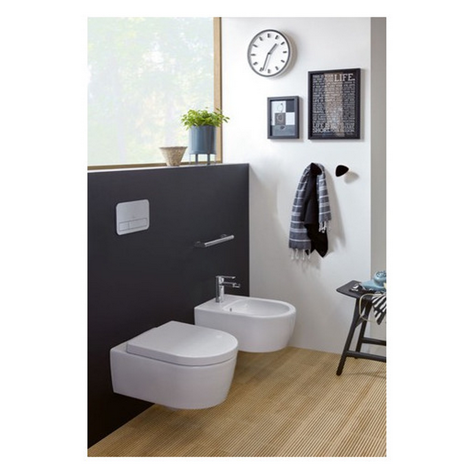 Wand-WC-Set 'Avento' spülrandlos weiß inkl. Sitz