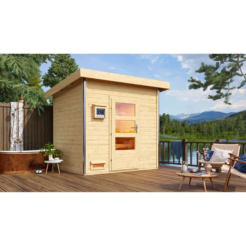 Saunahaus aus Holz auf einer Terrasse