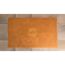 Orangefarbene Badematte mit weka Logo.