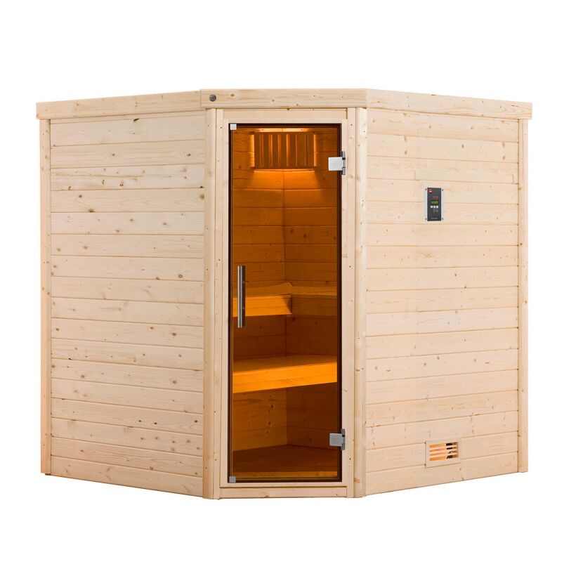 Ecke einer Sauna aus hellem Holz mit offener Tür.