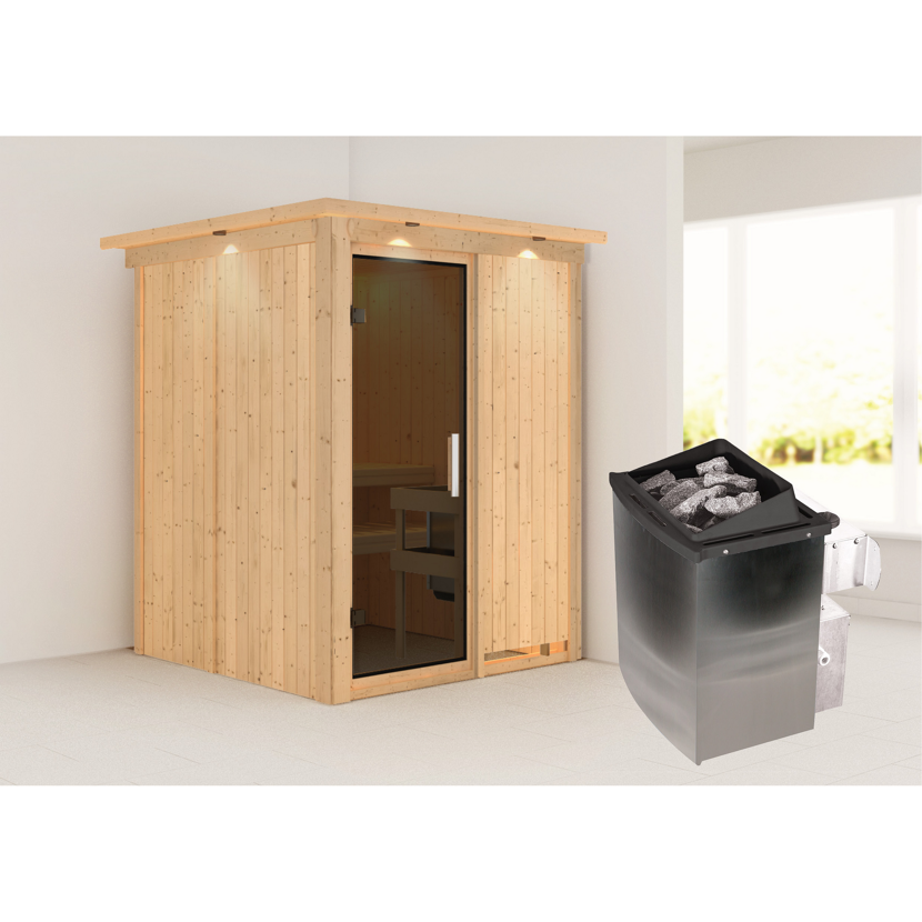 Sauna aus hellem Holz mit Saunaofen